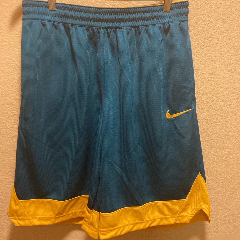 New Nike Basketball Shorts Green Gold Size L - Picture 2 of 9
